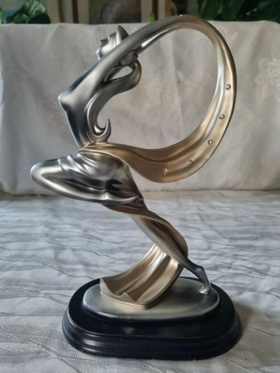 Art Deco style figurine - Image 1