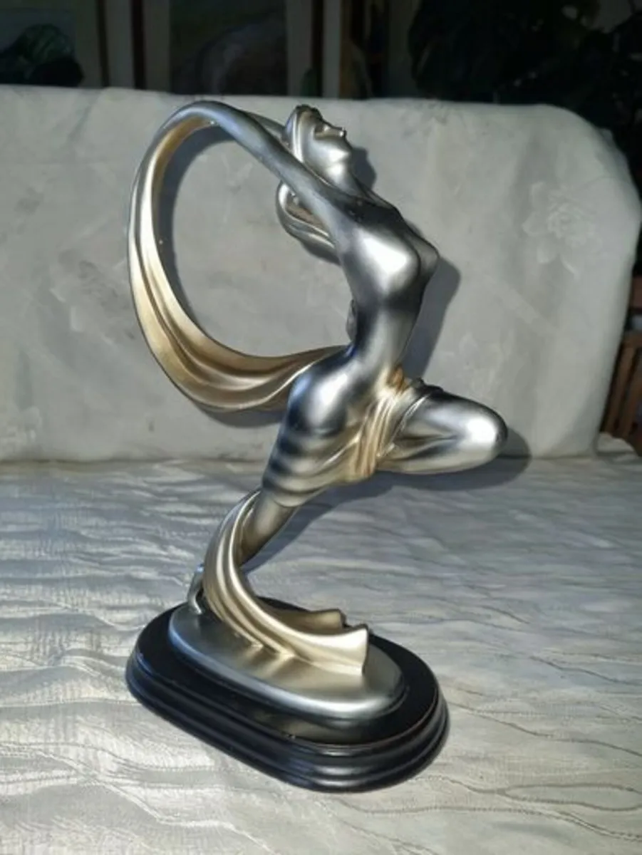 Art Deco style figurine - Image 4