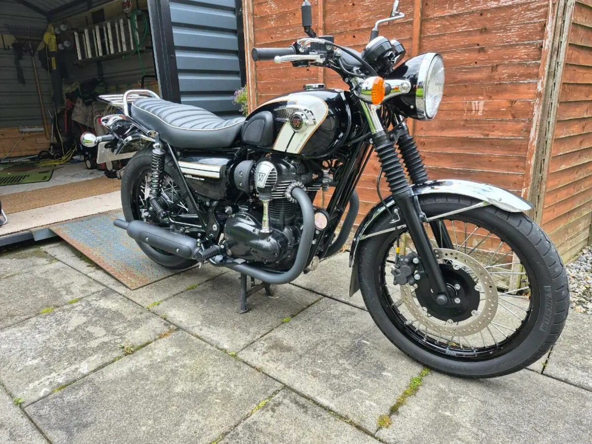 2017 Kawasaki W800 - Image 2