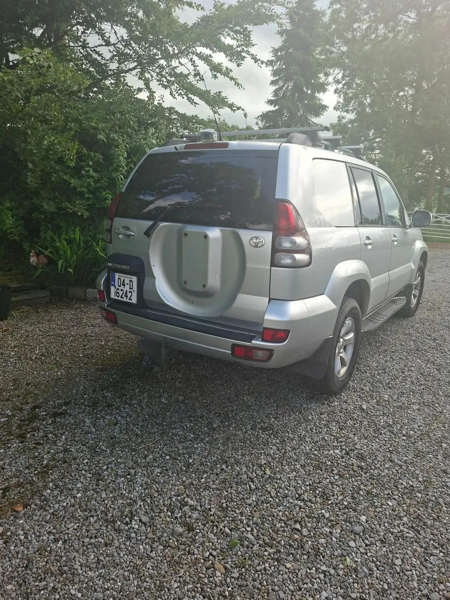 Toyota Land Cruiser crewcab 2004 - Image 2
