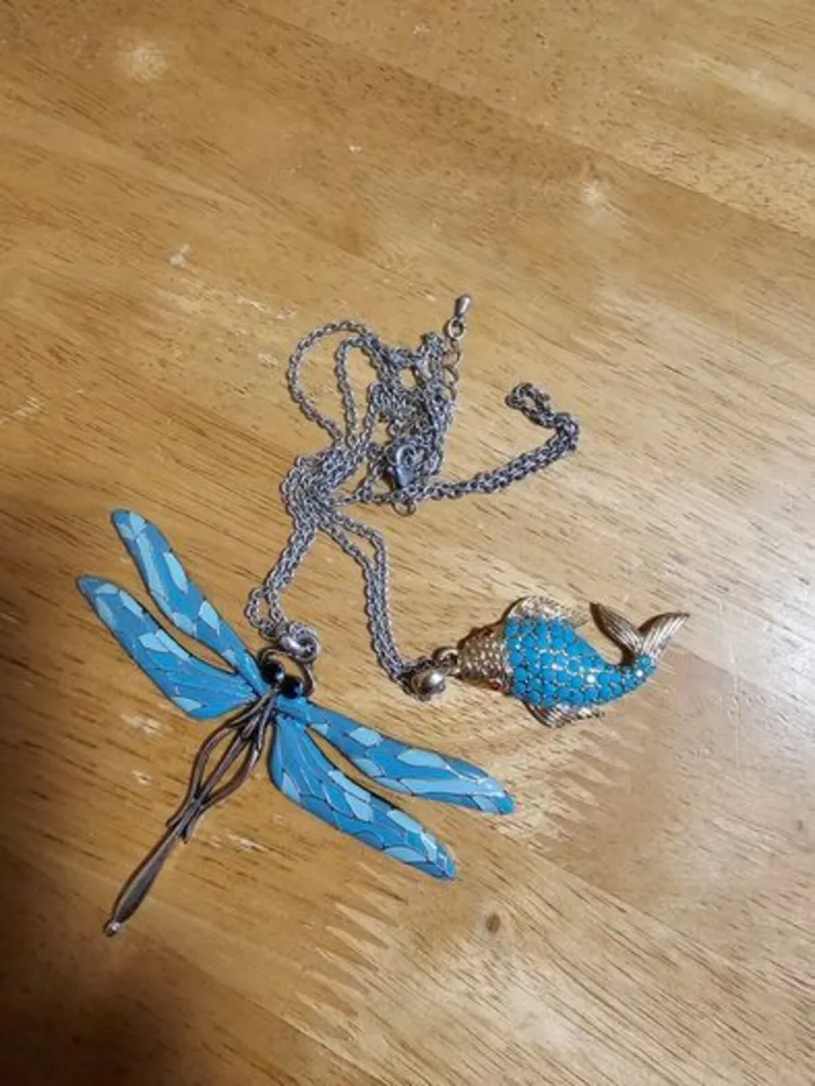 Costume Butterfly Necklace / Vintage / NEW - Image 2