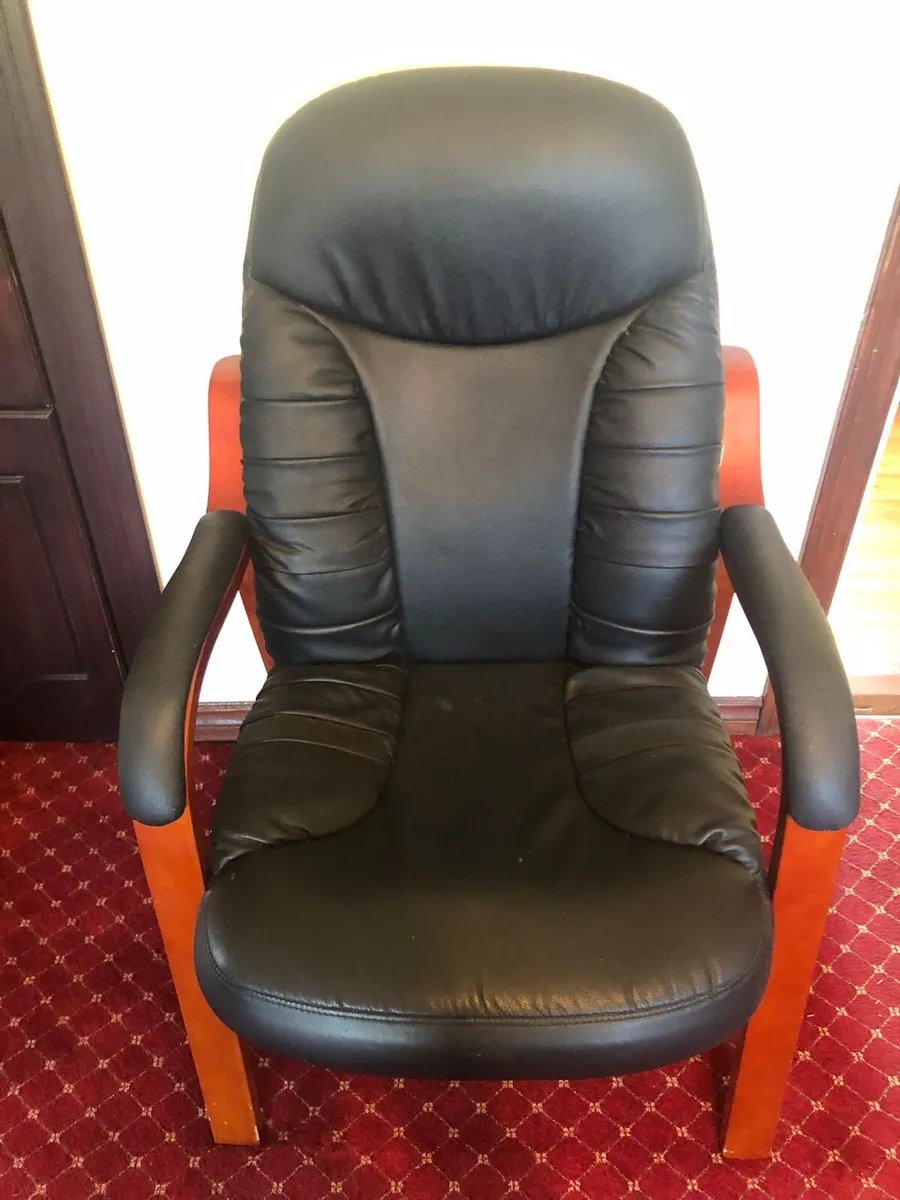 Orthopaedic chair - Image 2