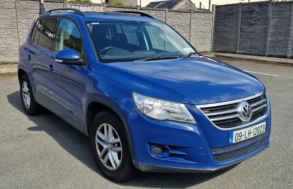 Volkswagen Tiguan 2009 - Image 1