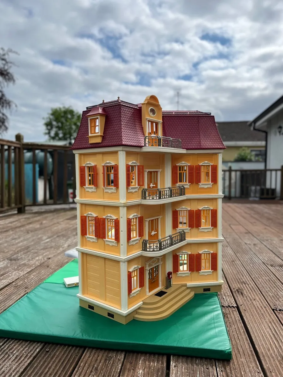 Dollhouse - Play mobile - Image 2