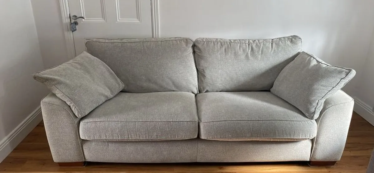 Couch for sale - Image 3