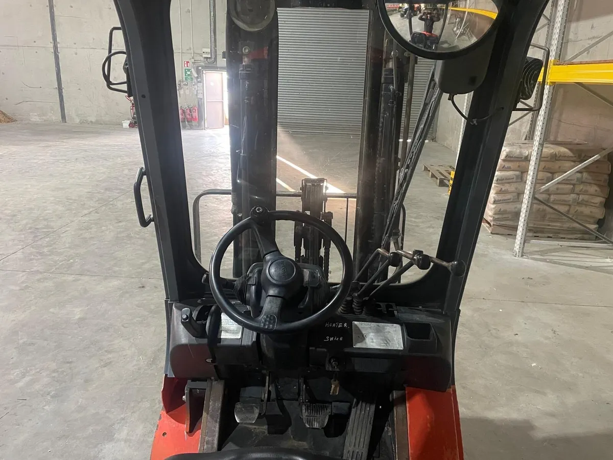 Toyota 1.8t forklift - Image 3