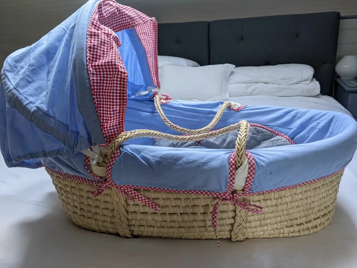 Moses Basket - Image 1