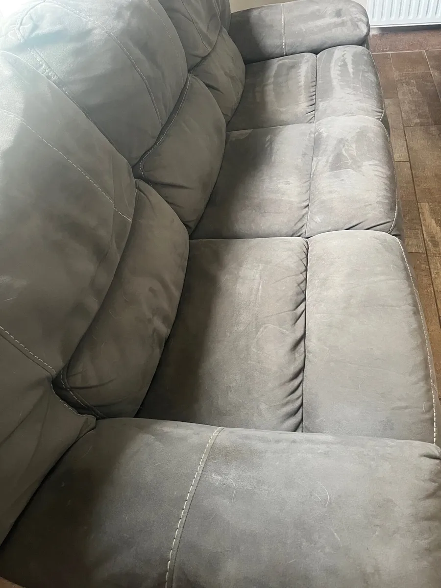 Sofa 3 @ 2 seater - Image 2