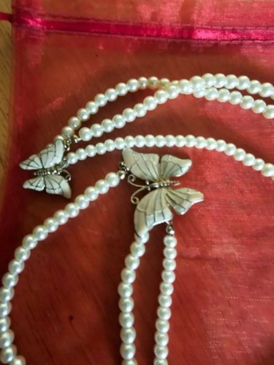 Costume Double Pearl Necklace / Vintage / NEW - Image 1