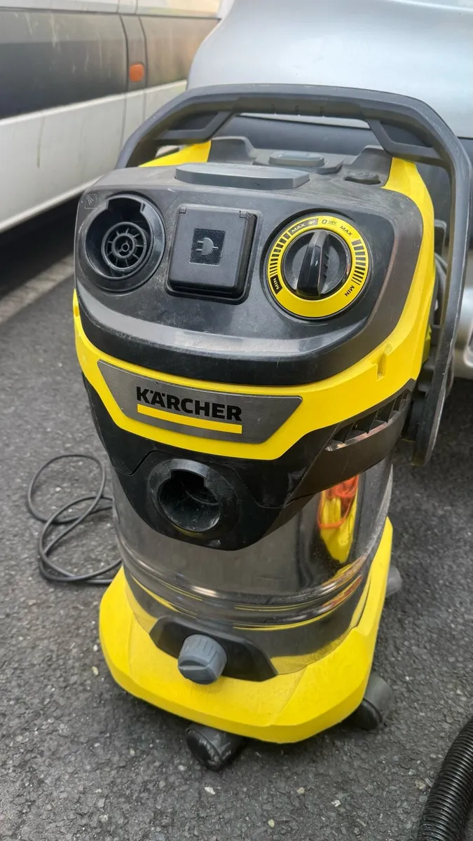 Kracher Wet and Dry Vacuum Cleaner