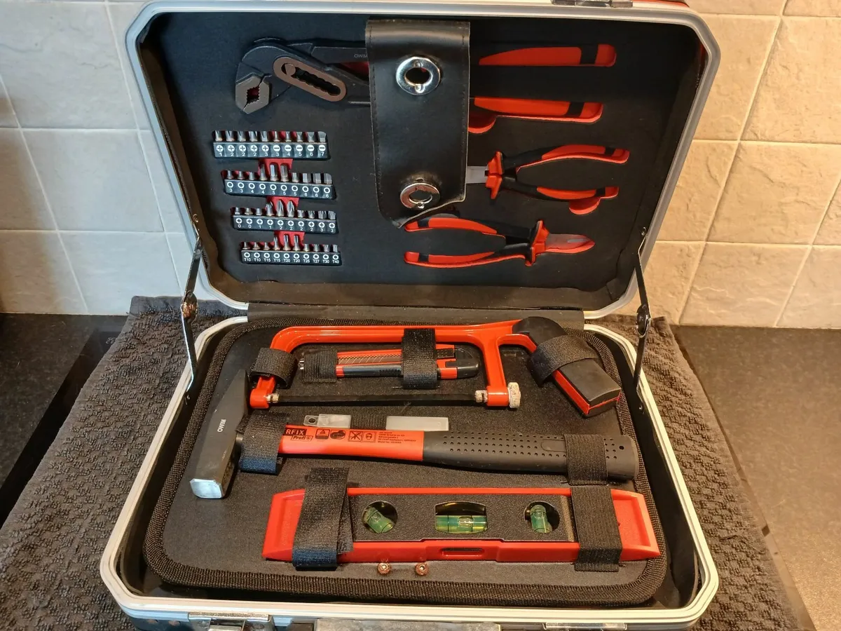 Tool case with contents - Image 1