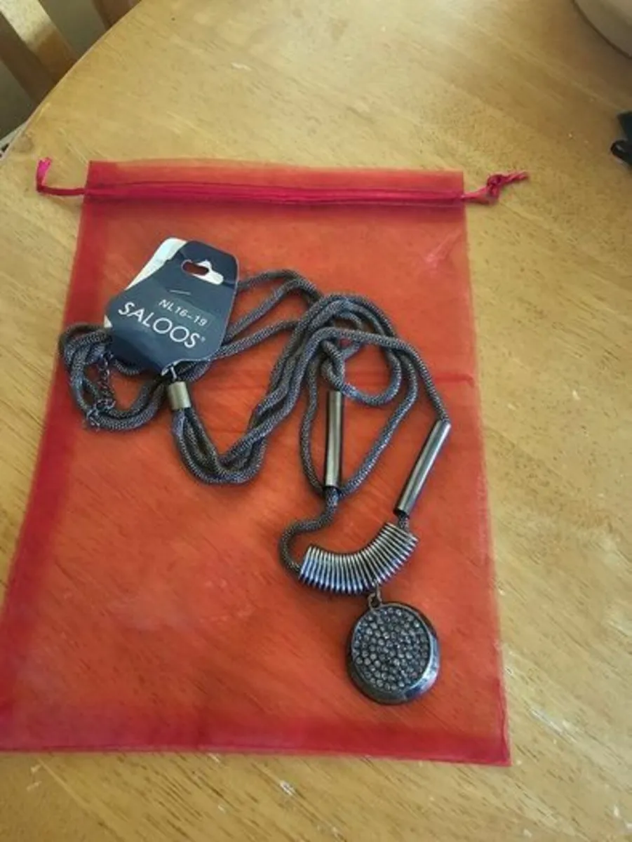 Costume Fancy Necklace / Vintage / NEW - Image 1