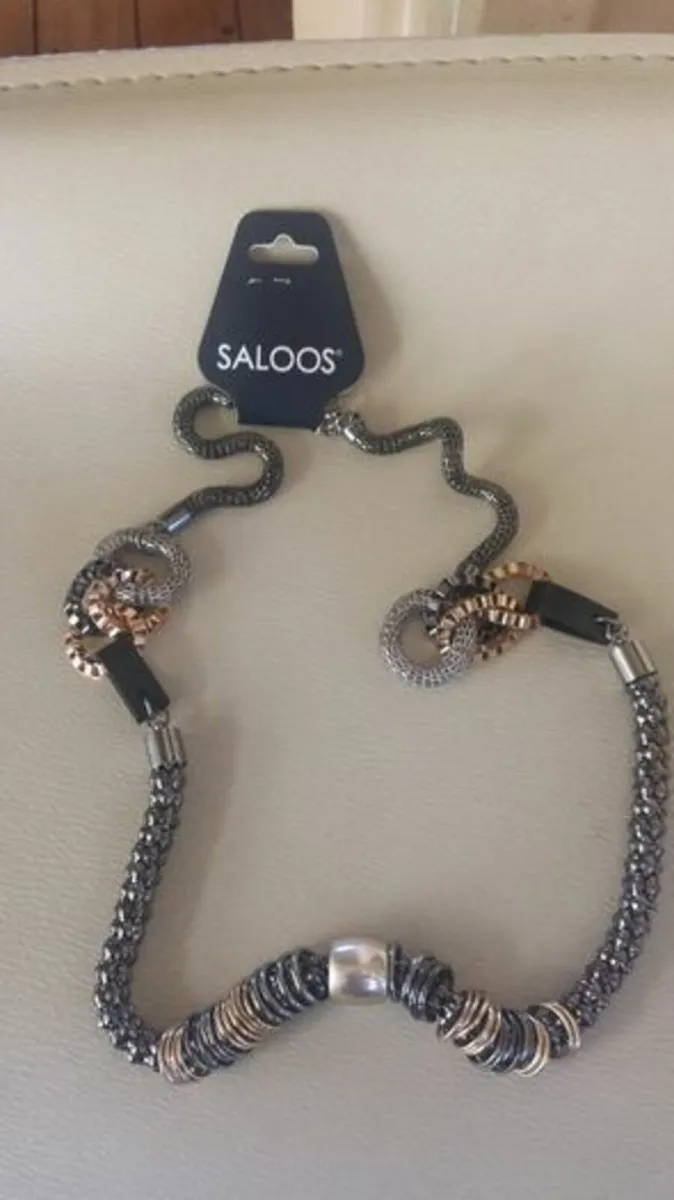Costume Fancy Necklace / Vintage / NEW - Image 2