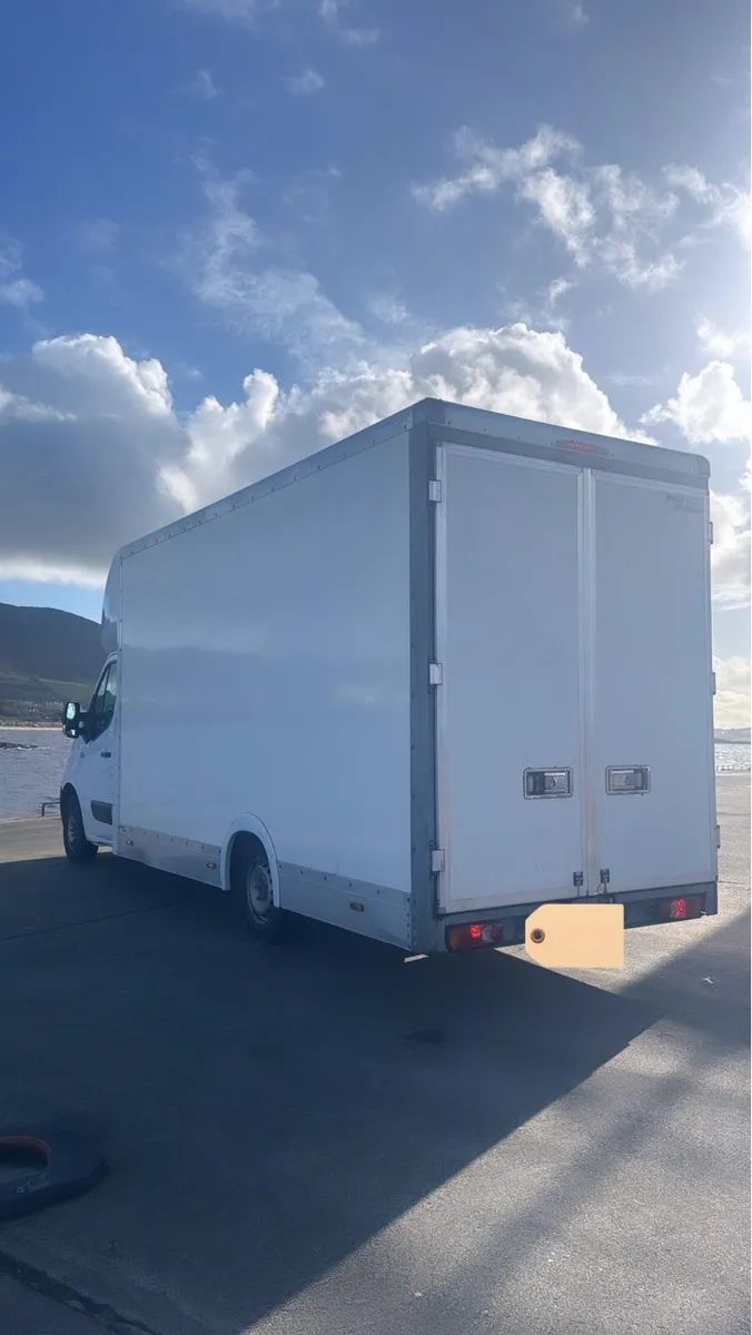 201 Renault master Low loader 5.1 high roof NO VAT - Image 2
