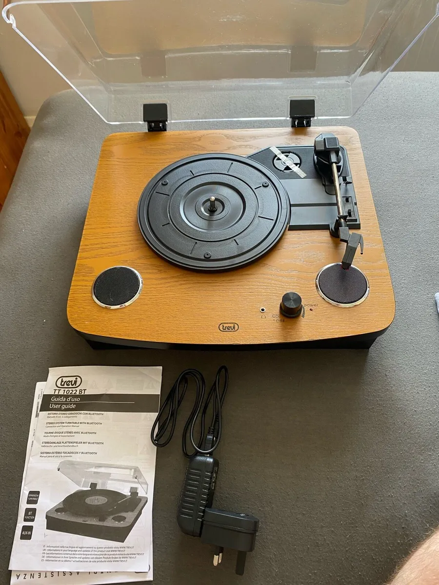 Trevi Vinyl Record Player - Image 1