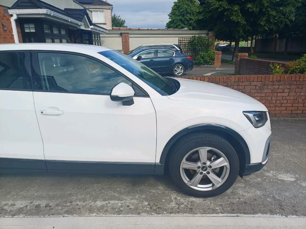 2022 Audi Q2 - Image 4