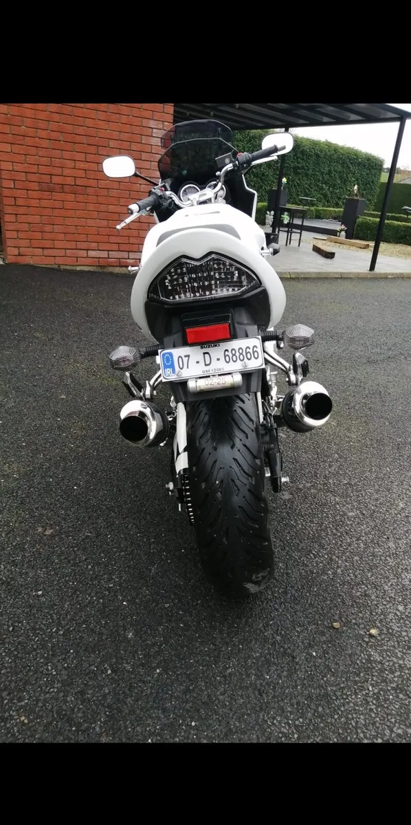 Stunning suzuki bandit 1250s - Image 2