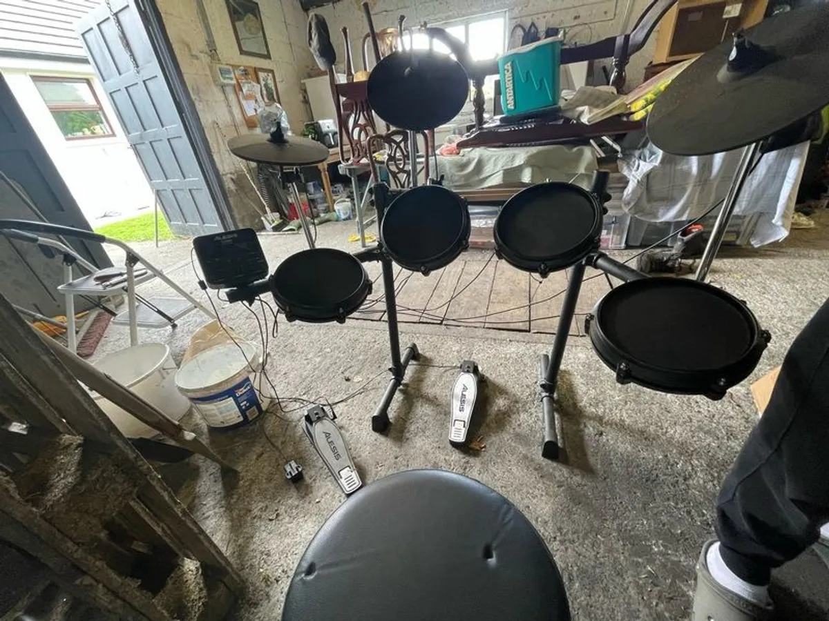 electronic Drum kit - Image 1