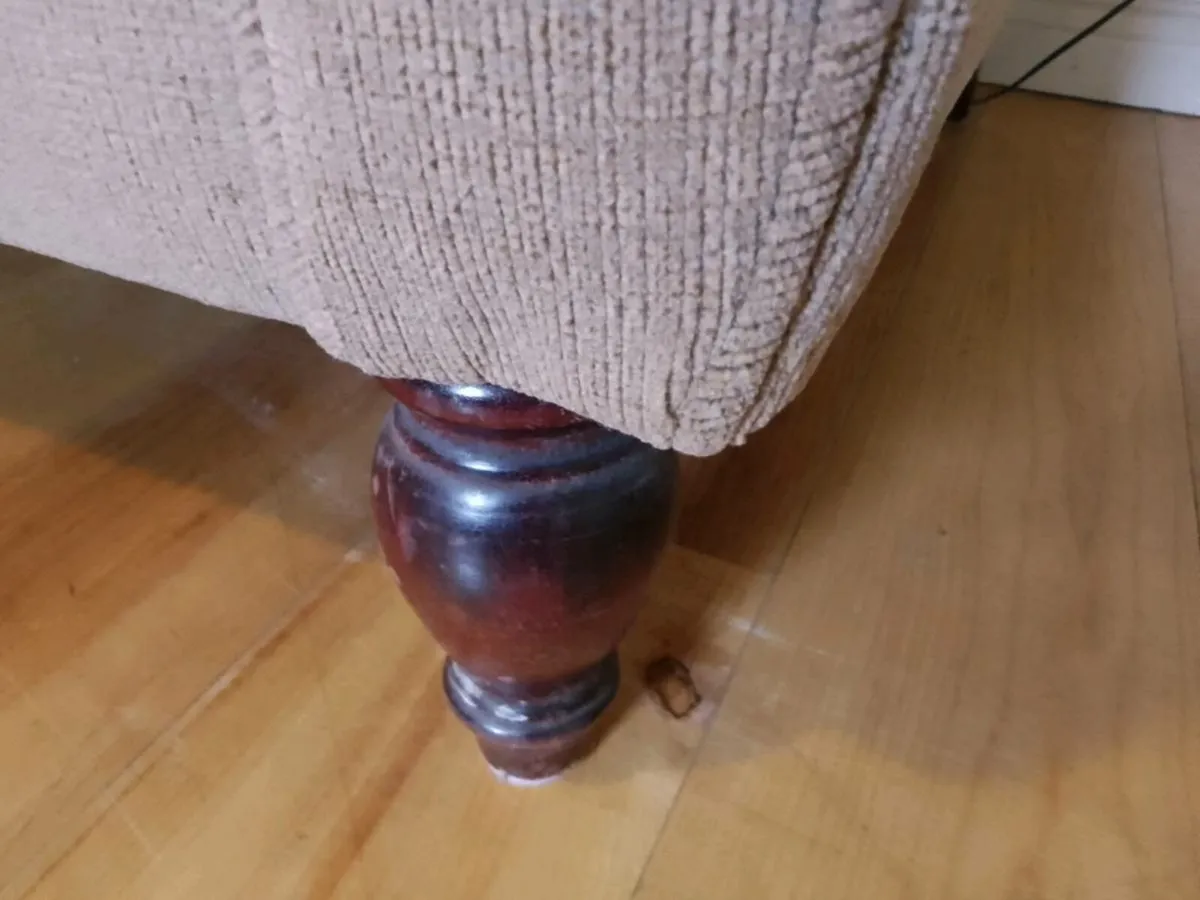 Sofa - Image 3