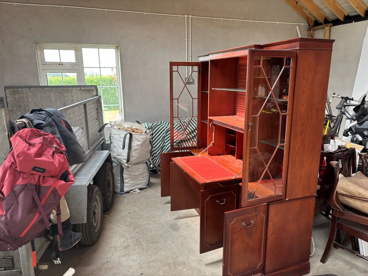 Display cabinet - Image 1