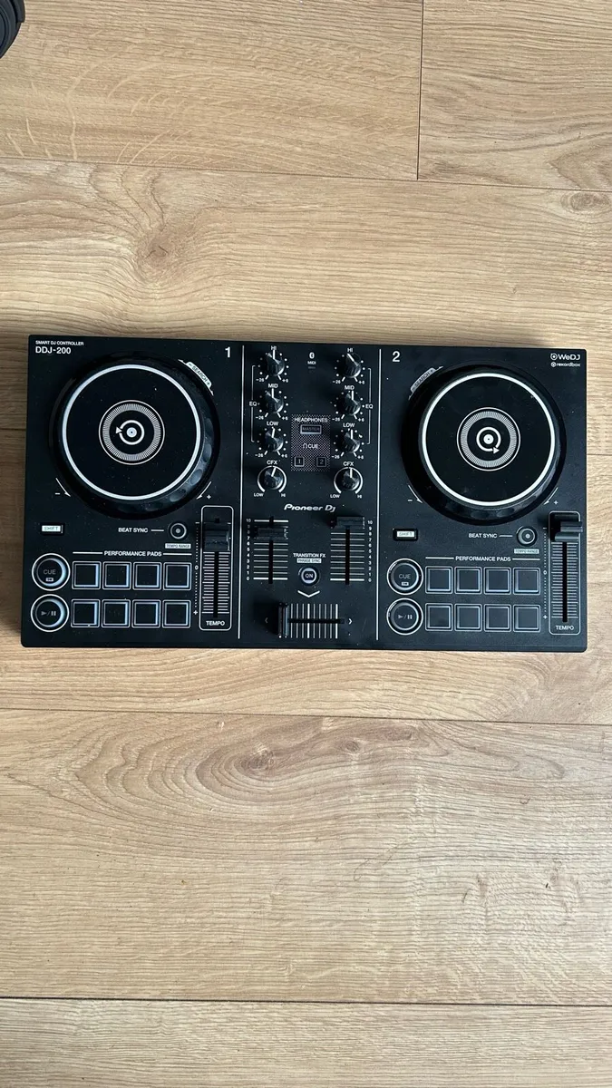 Dj equipment - Image 2