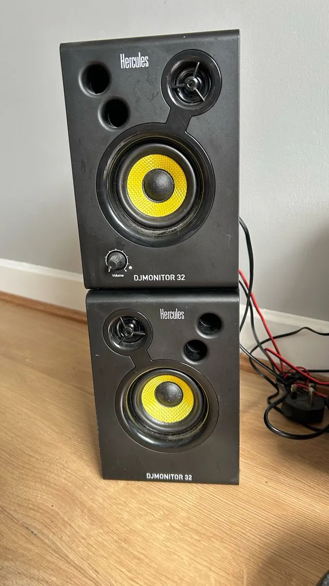 Dj equipment - Image 4