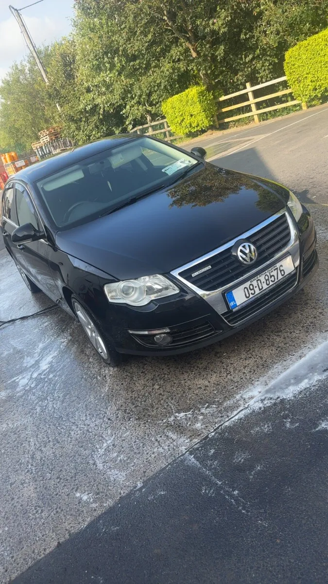 B6 Passat 2.0l (1950€) - Image 1
