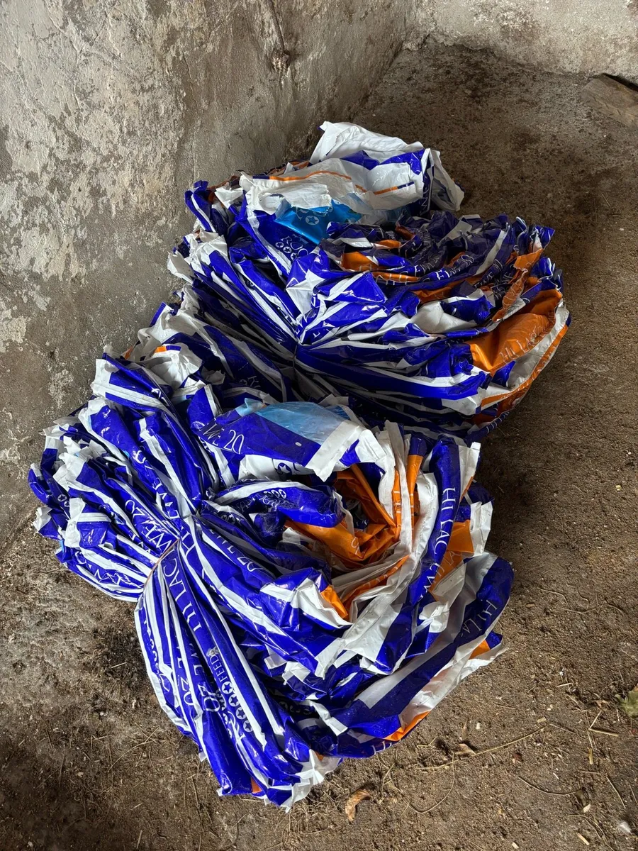 EMPTY MEAL AND FERTILISER BAGS FOR SALE - Image 2