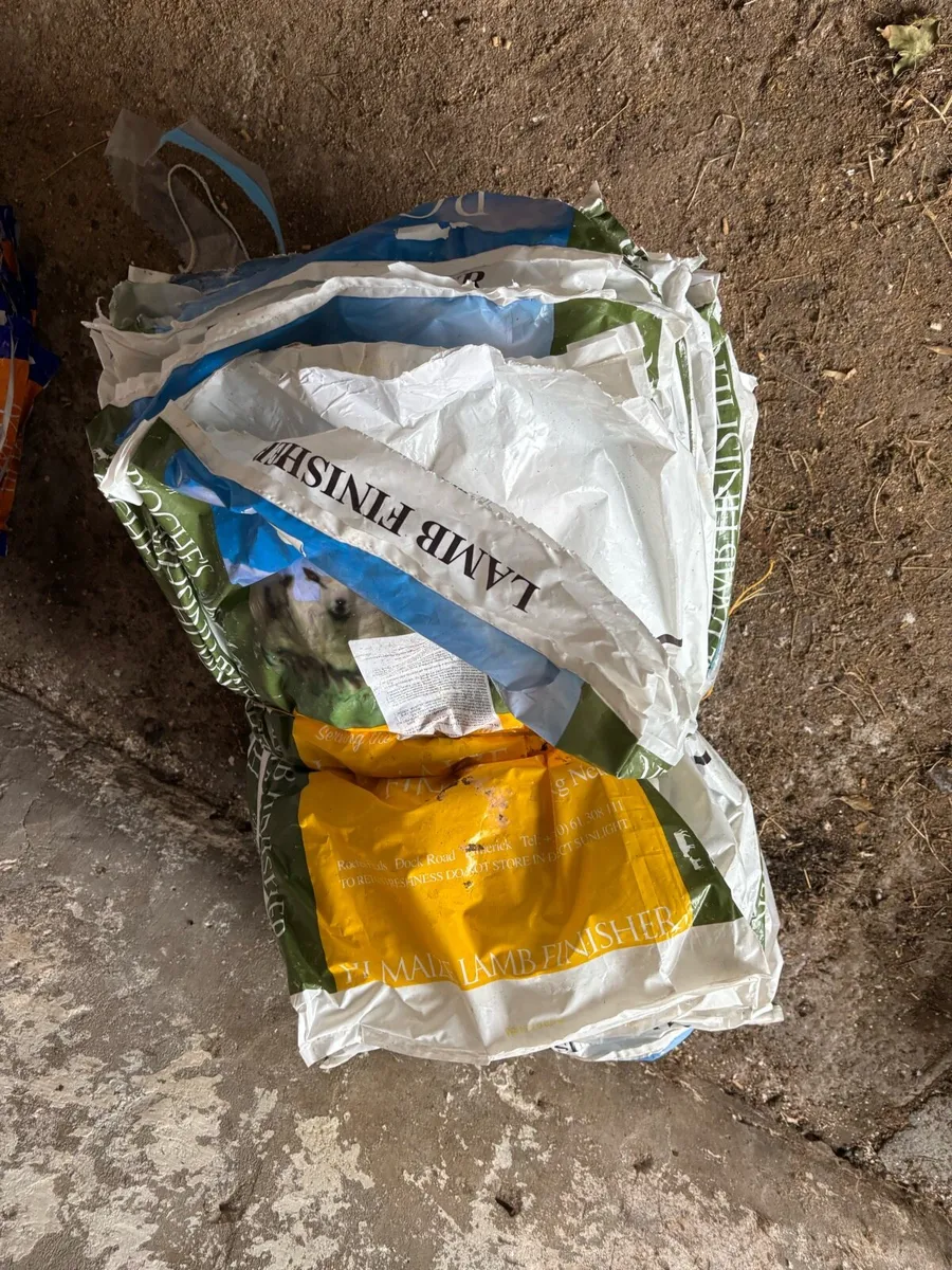 EMPTY MEAL AND FERTILISER BAGS FOR SALE - Image 4