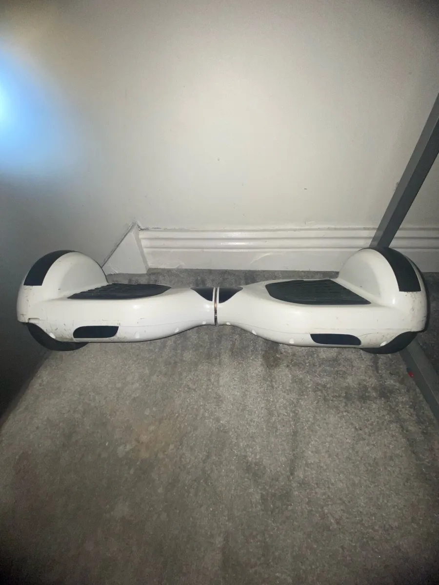 White Hoverboard - Image 1