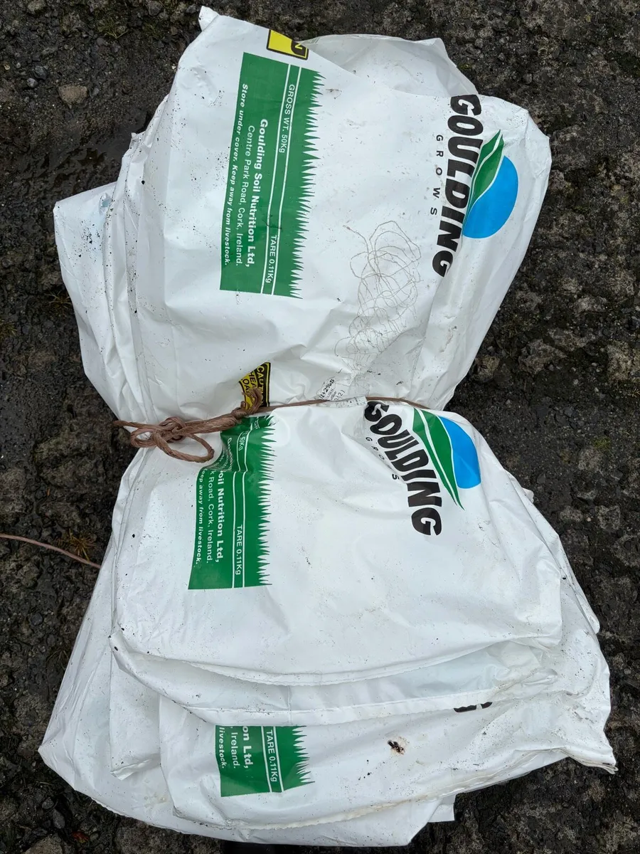 EMPTY FERTILISER AND MEAL BAGS FOR SALE - Image 2
