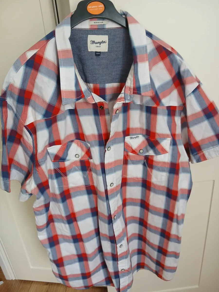 7 Mens Tops/Shirts all for €20!!! - Image 4