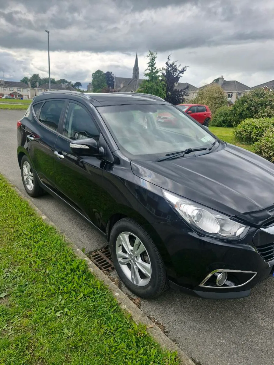Hyundai ix35 1.7 crdi premium 2WD - Image 2
