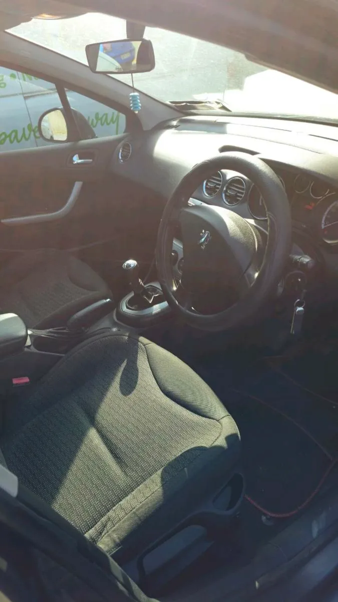Peugeot 308 - Image 3