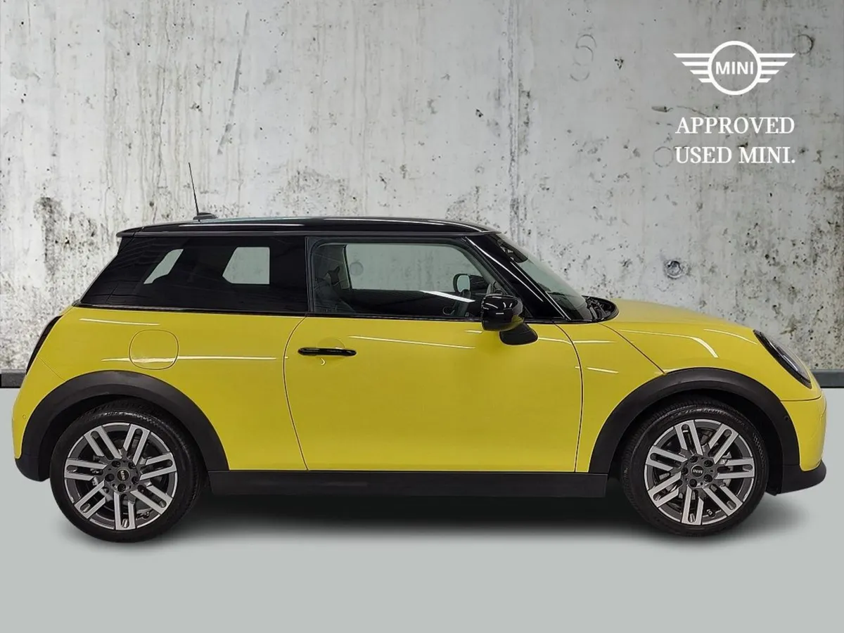 MINI HATCH Cooper C 3 Door - Image 4