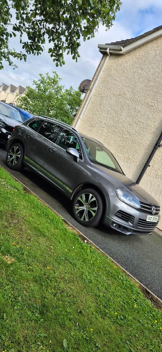 Volkswagen Touareg 2013 - Image 1