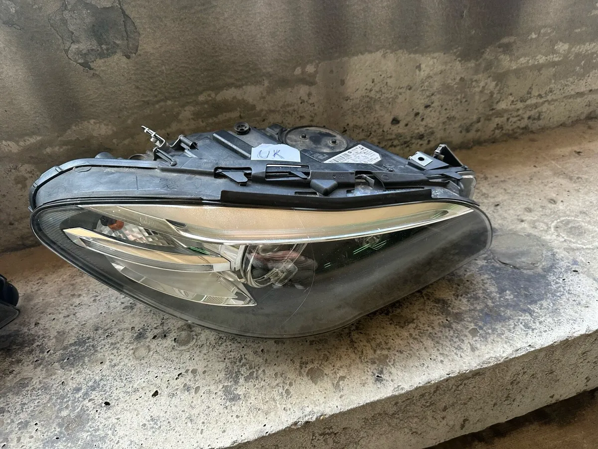 BMW F10 F11 LCI headlight 7317134 refurbished - Image 1