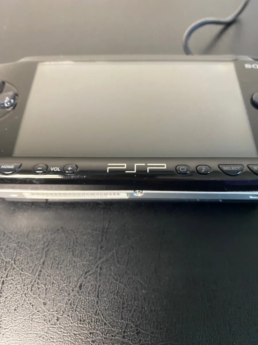 Sony PSP console - Image 2
