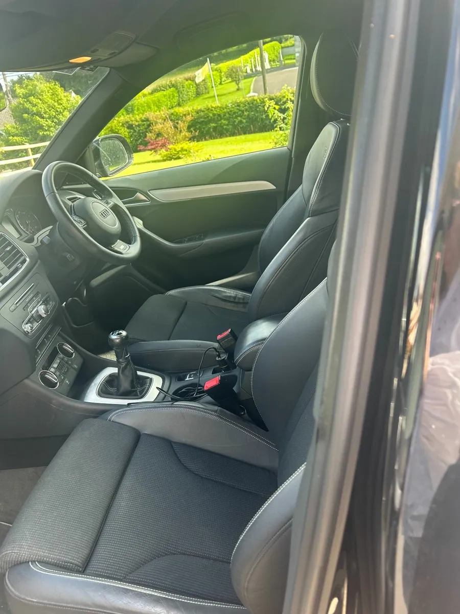 Audi Q3 2018 - Image 2