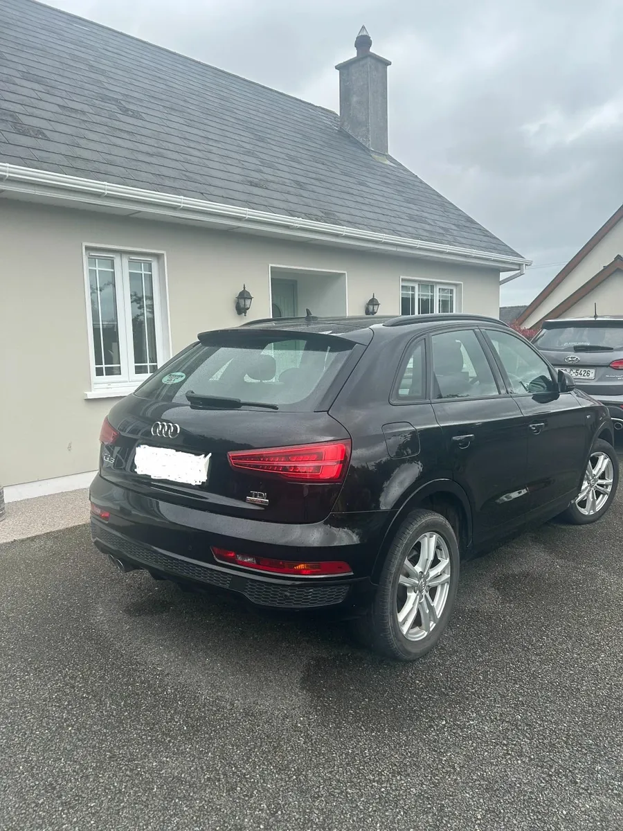 Audi Q3 2018 - Image 3