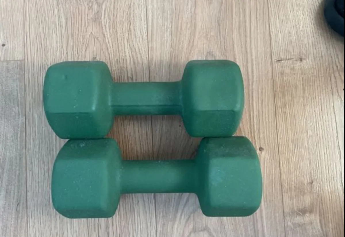 Gym equipment - Image 1