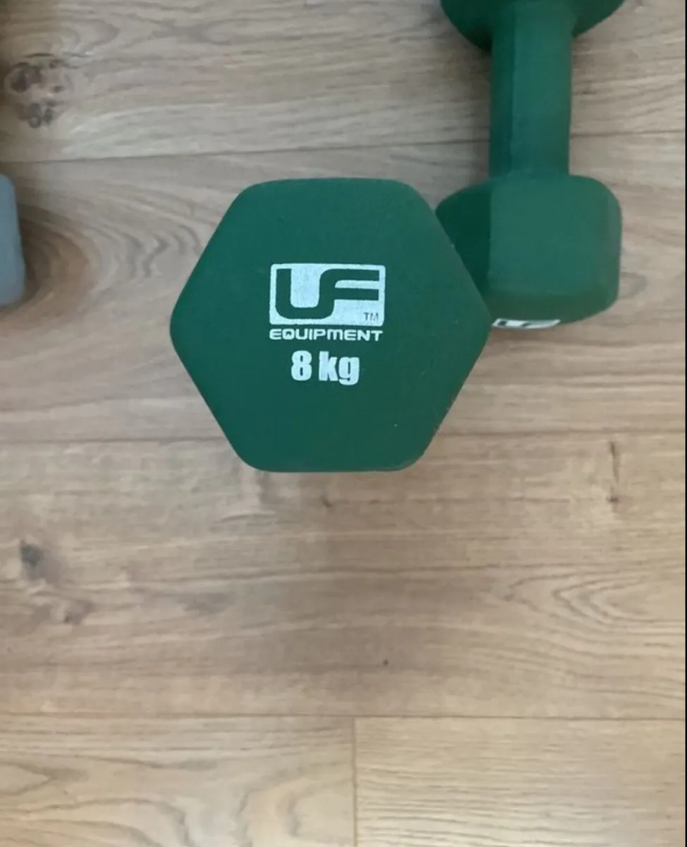 Gym equipment - Image 2