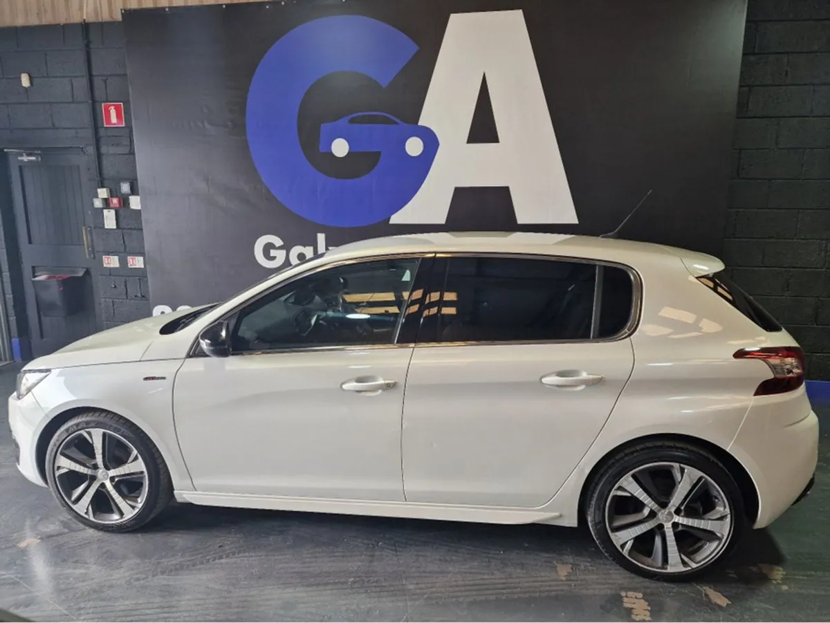 Peugeot 308 GT Line 2.0 HDI -rear Camera-low Mile - Image 4