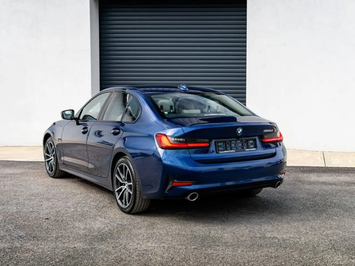 BMW 3 Series 320D Sport 4DR - Image 3