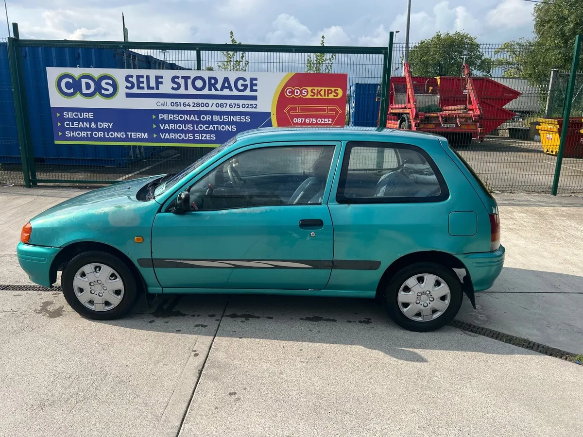 Toyota Starlet 1998 - Image 1