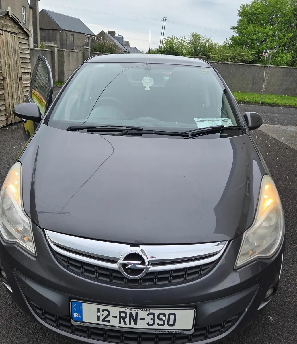 Opel Corsa 2012 - Image 2