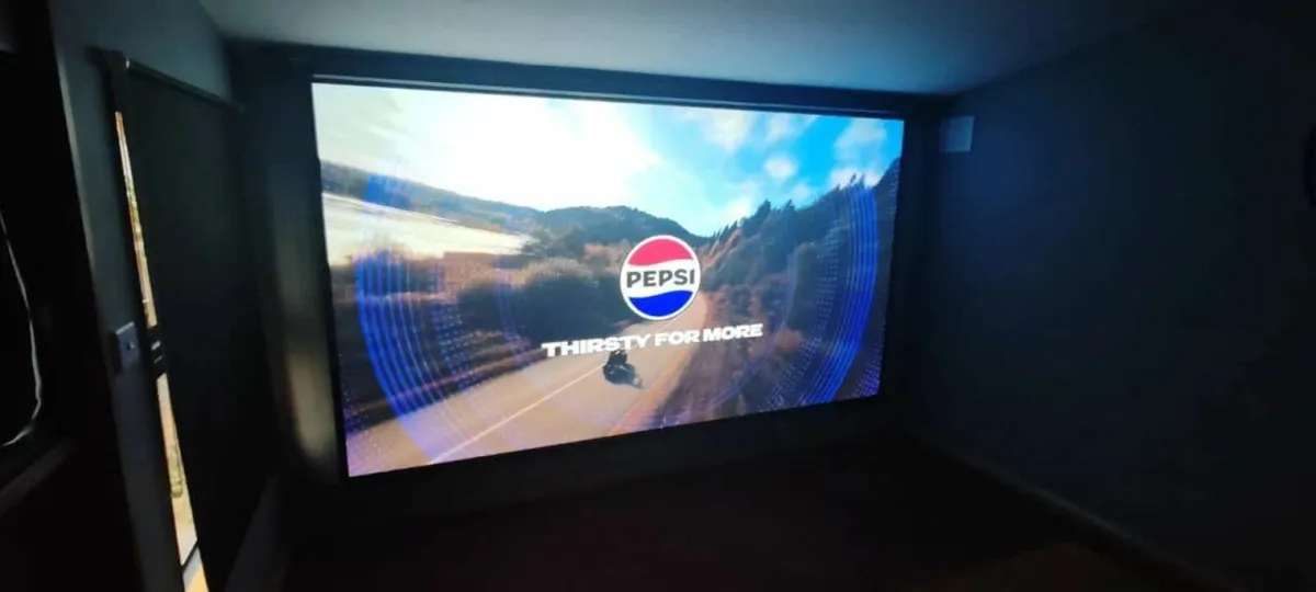 XGIMI Horizon Pro 4k HDR Smart Projector - Image 2