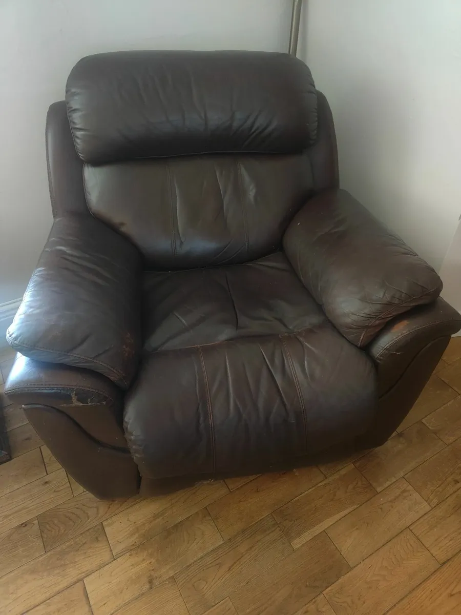 Armchair - Image 4
