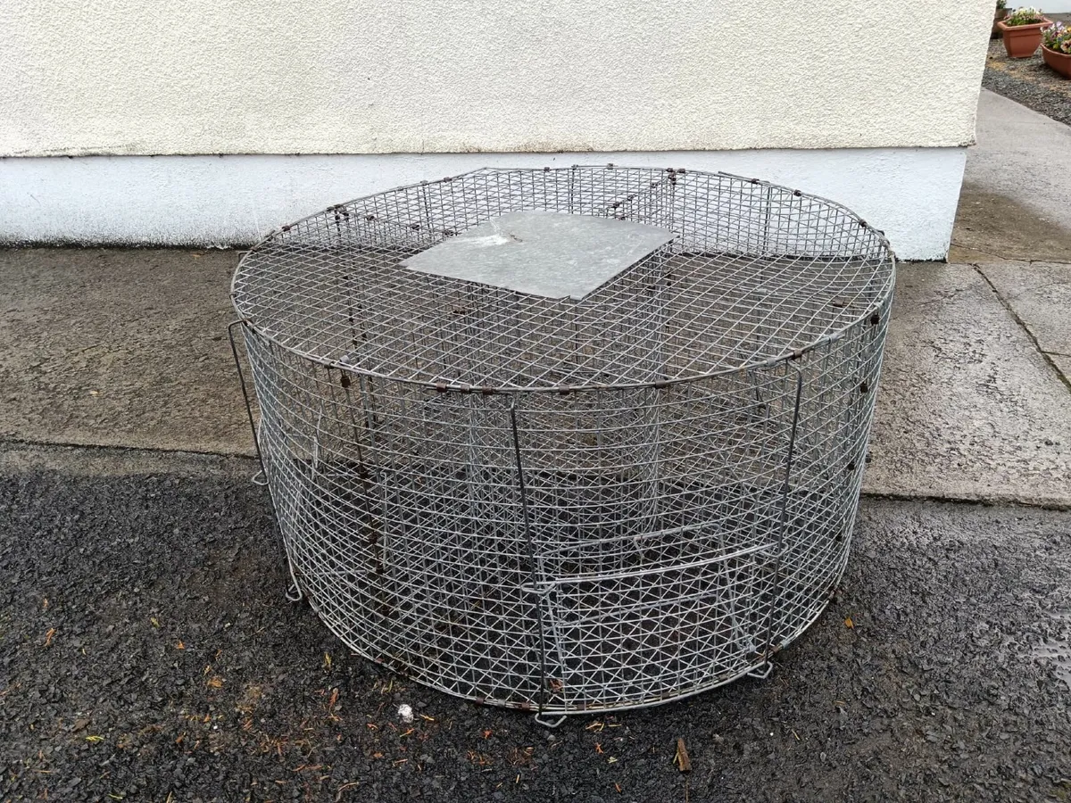 Round Multi-Catch Magpie Cage Trap - Image 1