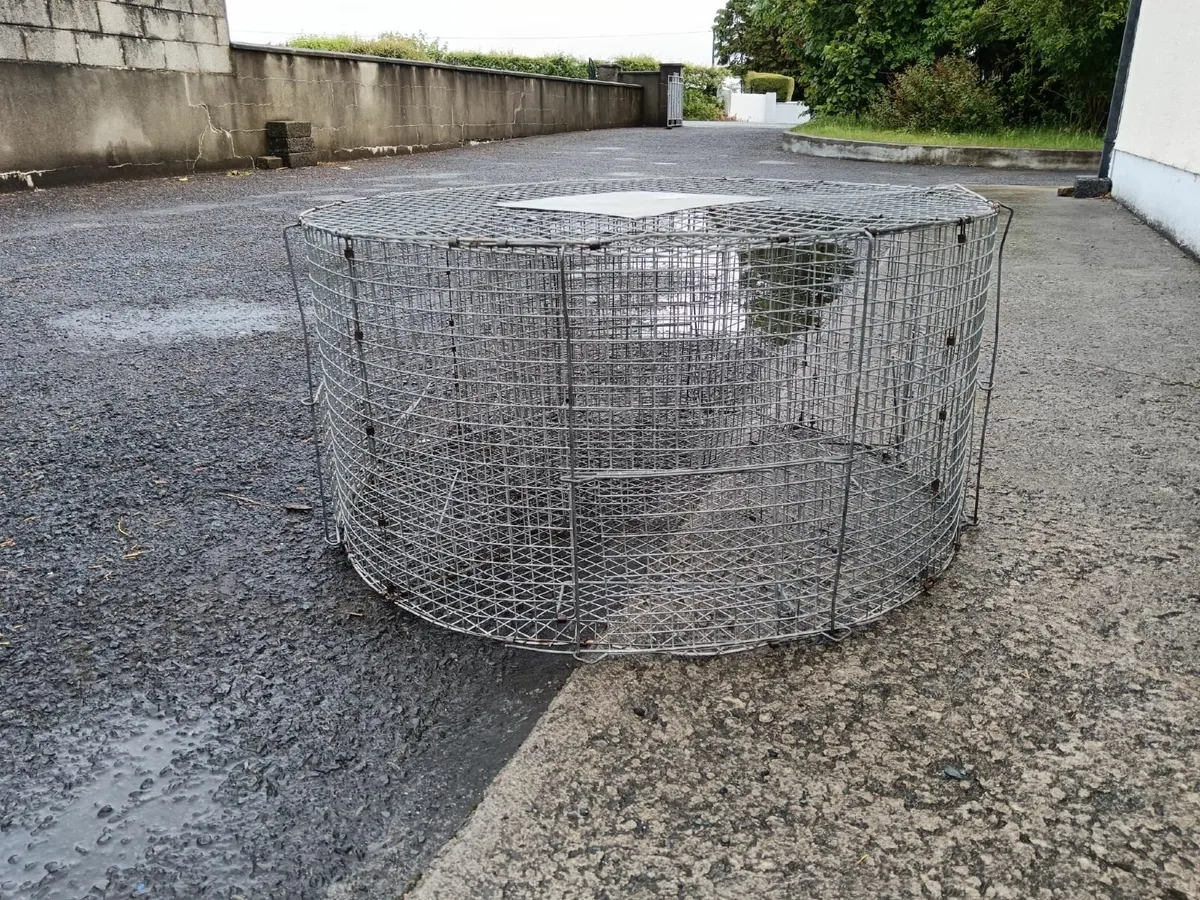 Round Multi-Catch Magpie Cage Trap - Image 3